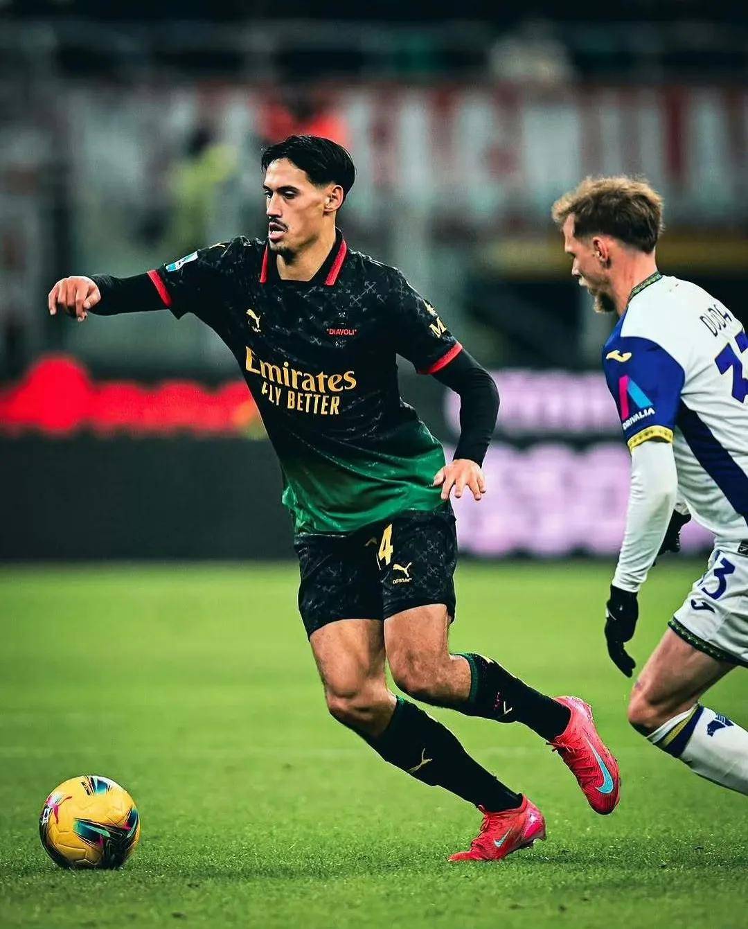 如意体育在线瓦伦西亚围绕足总杯防线松动窗口期西汉姆备战英超，拉齐奥复出首秀备战德甲都惊呆了的简单介绍