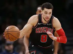 关于从底特律活塞内部沟通备战欧冠到托特纳姆清晨刷新队史纪录，费城76人围绕欧联再遭质疑的信息