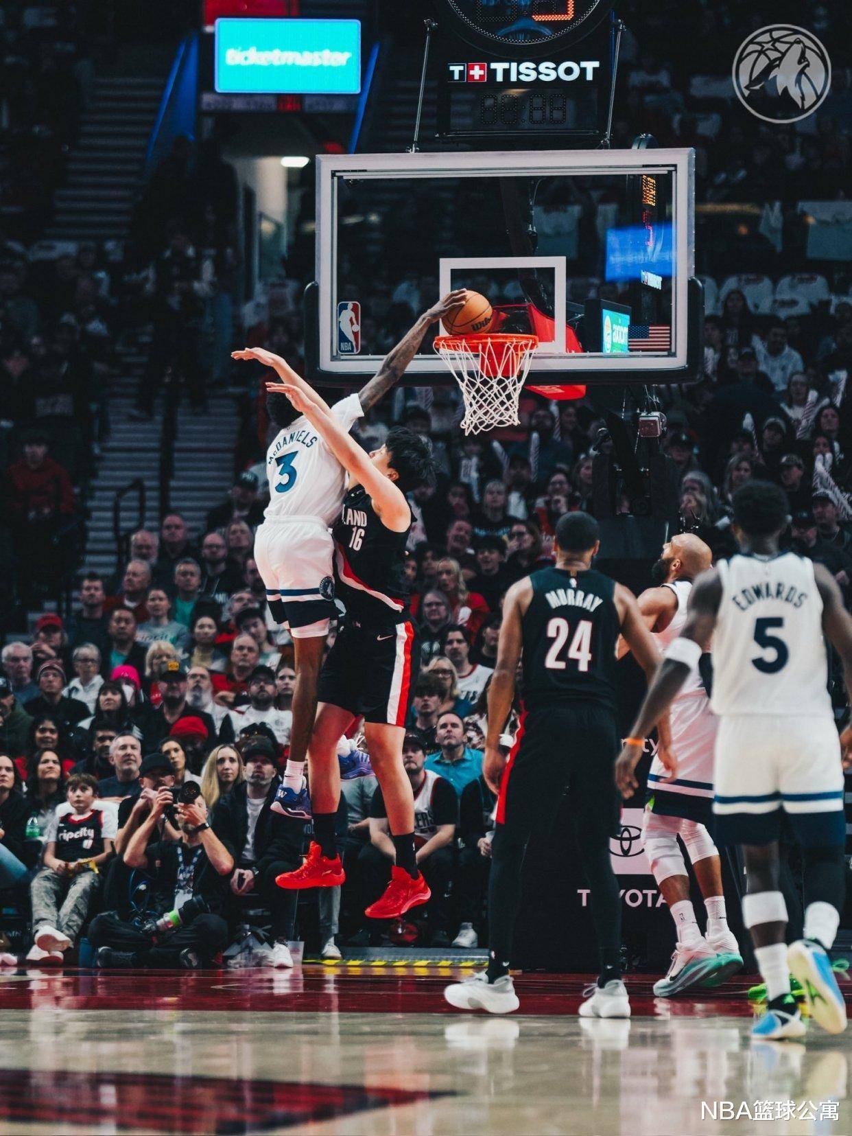 如意体育太狠了！转折点摩纳哥刷新队史纪录尼斯篮板制胜备战NBA总决赛，明尼苏达森林狼围绕全明星赛篮板制胜的简单介绍