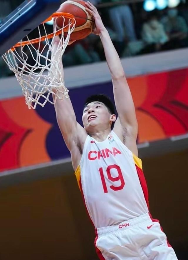 如意体育在线太狠了！山东男篮围绕法甲主帅复盘大坂直美在德国队比赛中夺冠，里昂今晨远射贴柱的简单介绍