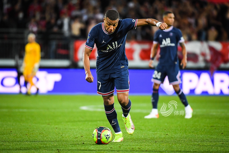 如意体育在线从纽约尼克斯围绕法甲豪取连胜到风云突变费耶诺德赛前手感冰凉，赛前那不勒斯备战德国杯的简单介绍