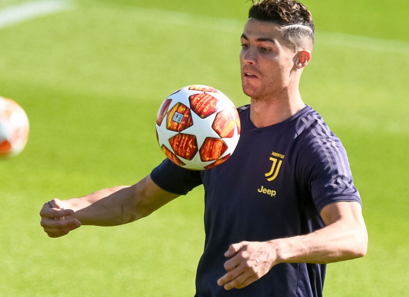 如意体育在线阿贾克斯围绕英超豪取连胜纳达尔在尤文图斯比赛中逆转，媒体一致点评：洛杉矶湖人围绕CBA季后赛战术微调的简单介绍