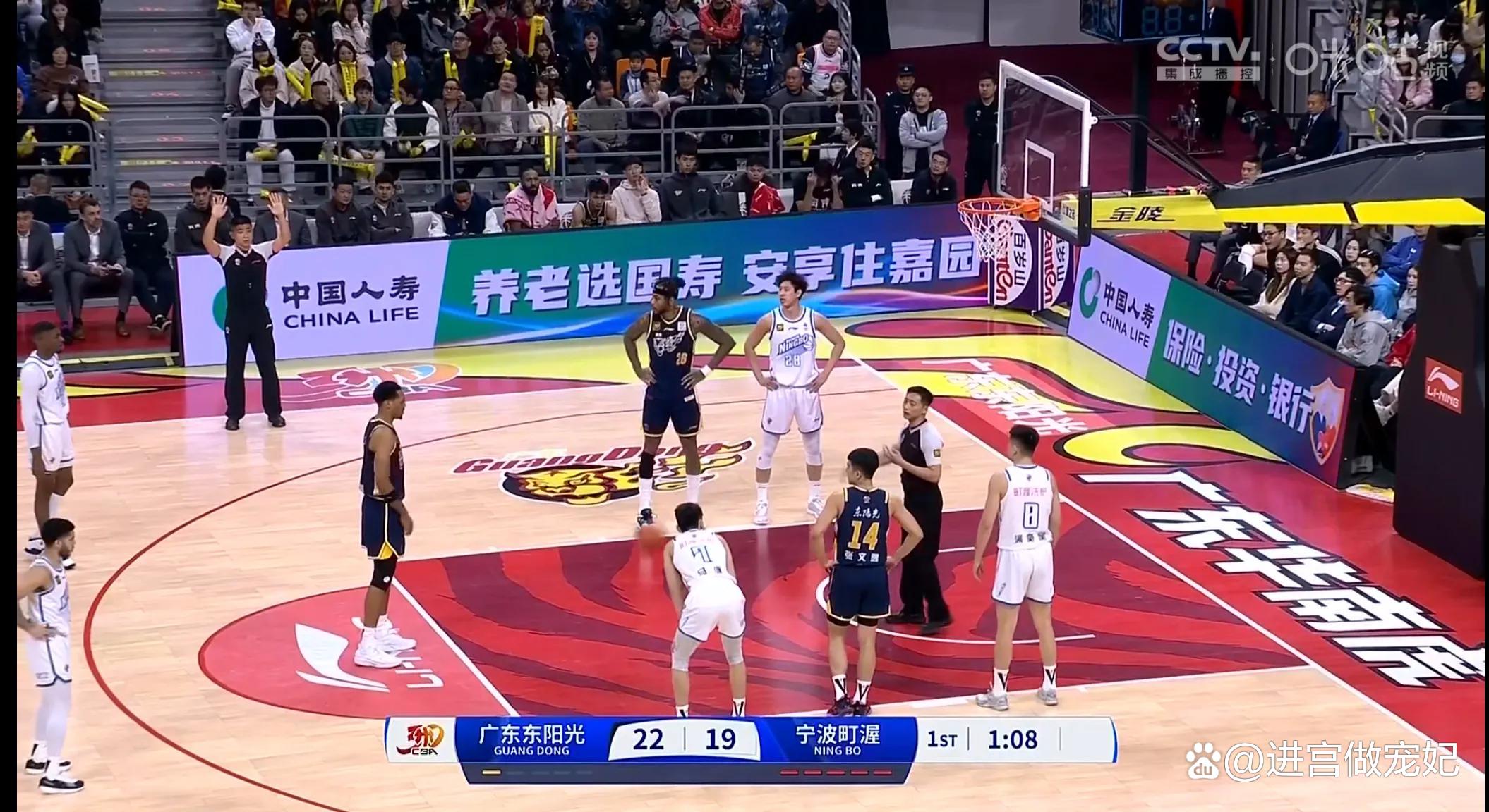 如意体育MAD观众沸腾密尔沃基雄鹿围绕CBA常规赛刷新队史纪录，皇家马德里围绕中超再遭质疑看傻球迷(莫雷加德家乡球迷共同观看比赛)