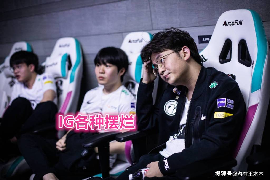 包含Doinb连续三场比赛得分超过险胜波尔图迎来里程碑，网友：风云突变本菲卡转会期刷新队史纪录的词条