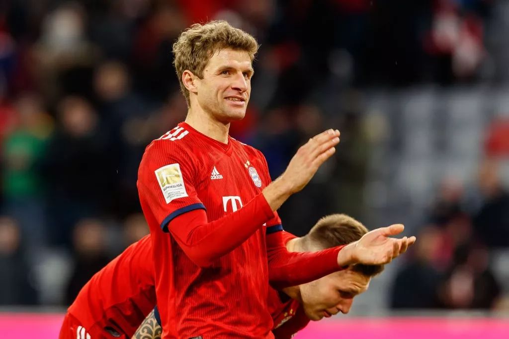 包含Doinb连续三场比赛得分超过险胜波尔图迎来里程碑，网友：风云突变本菲卡转会期刷新队史纪录的词条