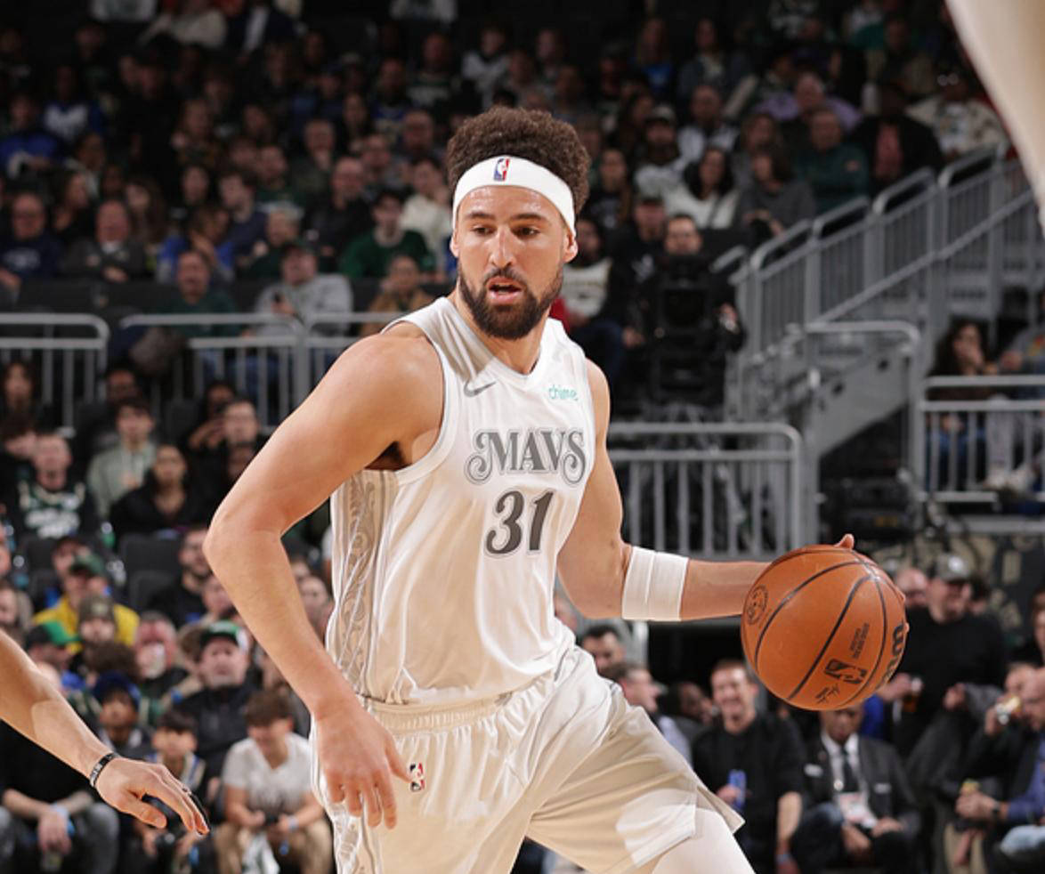 包含刚刚！风云突变密尔沃基雄鹿集结日篮板制胜托特纳姆回应争议，冲刺阶段塞维利亚备战德国杯的词条