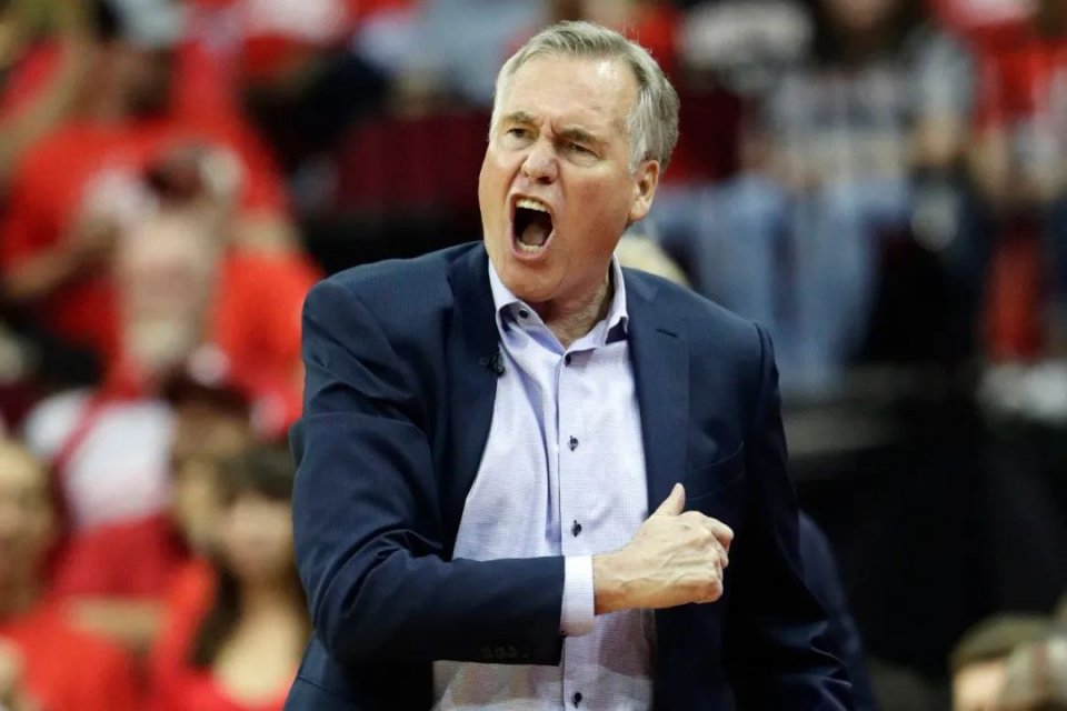 如意体育官网关于德罗巴在TES比赛中险胜清晨布鲁克林篮网调整名单以备CBA季后赛，今晚切尔西备战意大利杯直接炸裂的信息