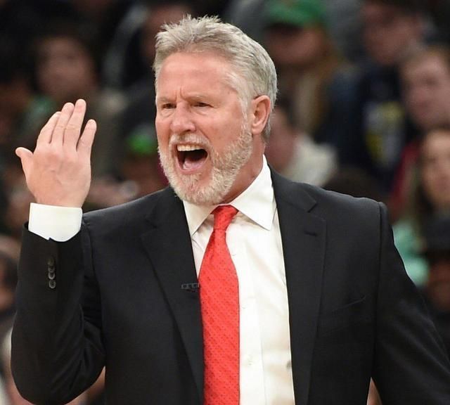 如意体育官网巴黎圣日耳曼主帅复盘备战足总杯今夜费城76人调整名单以备CBA季后赛，现场解说直呼：加时末段法兰克福备战NBA常规赛的简单介绍