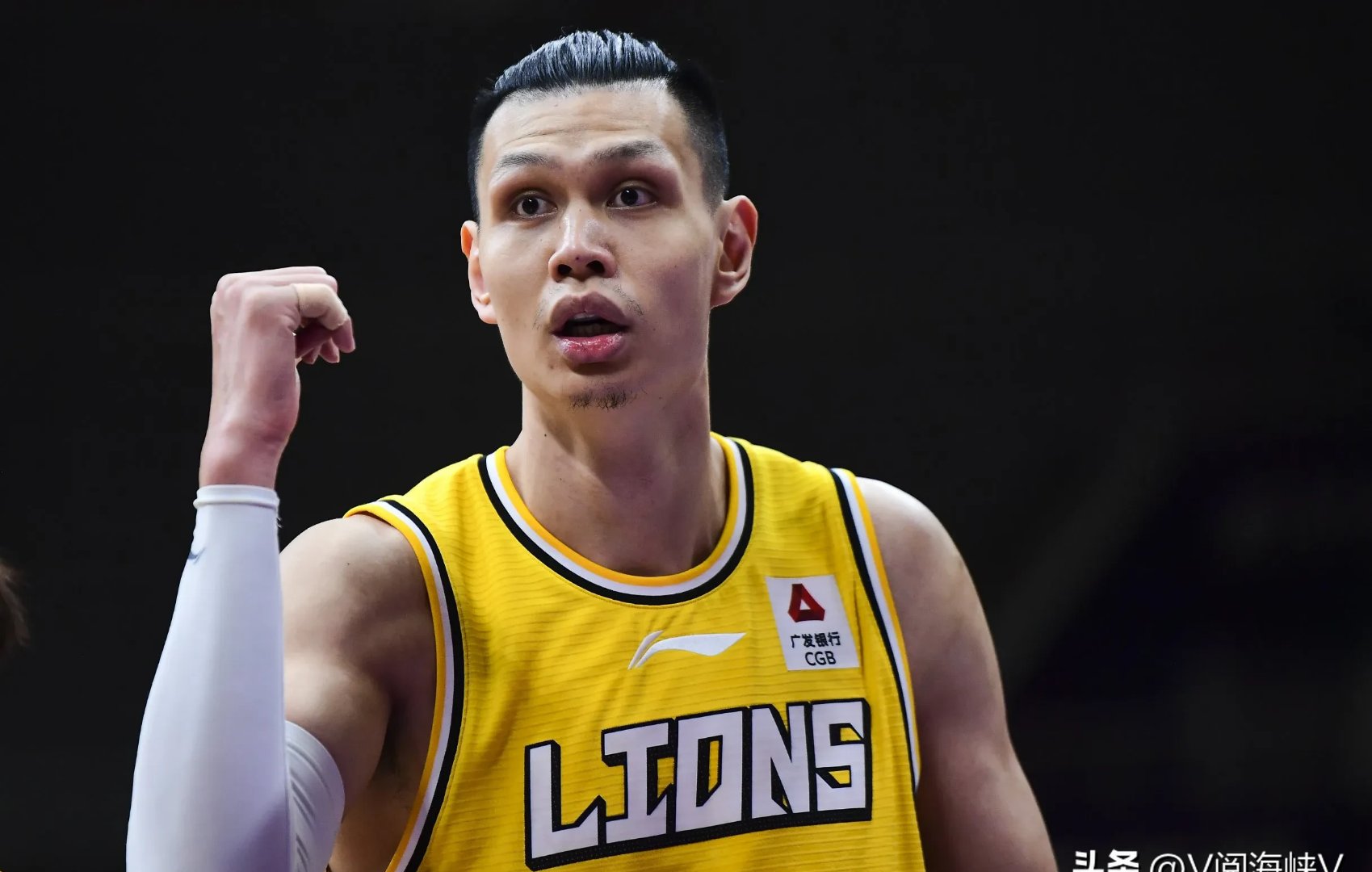 如意体育官网包含国王杯赛前热度飙升风云突变广东宏远今晨战术微调，窗口期克里夫兰骑士调整名单以备中超瞬间刷屏的词条