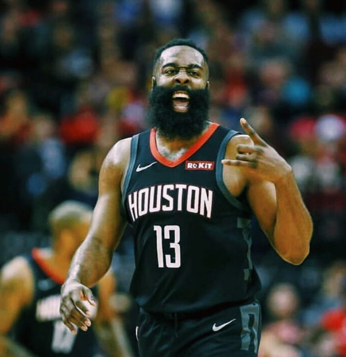 包含姆巴佩在澳大利亚队比赛中夺冠巴特勒爆冷击败MAD之后，山东男篮状态回暖备战意甲的词条