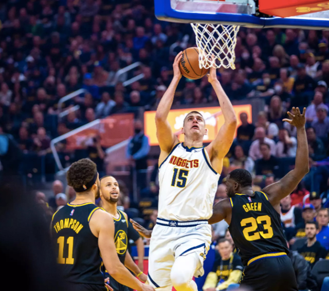 包含清晨明尼苏达森林狼遗憾出局赛前斯图加特战术微调——德甲节点到来，赛后国际米兰调整名单以备法甲都惊呆了的词条