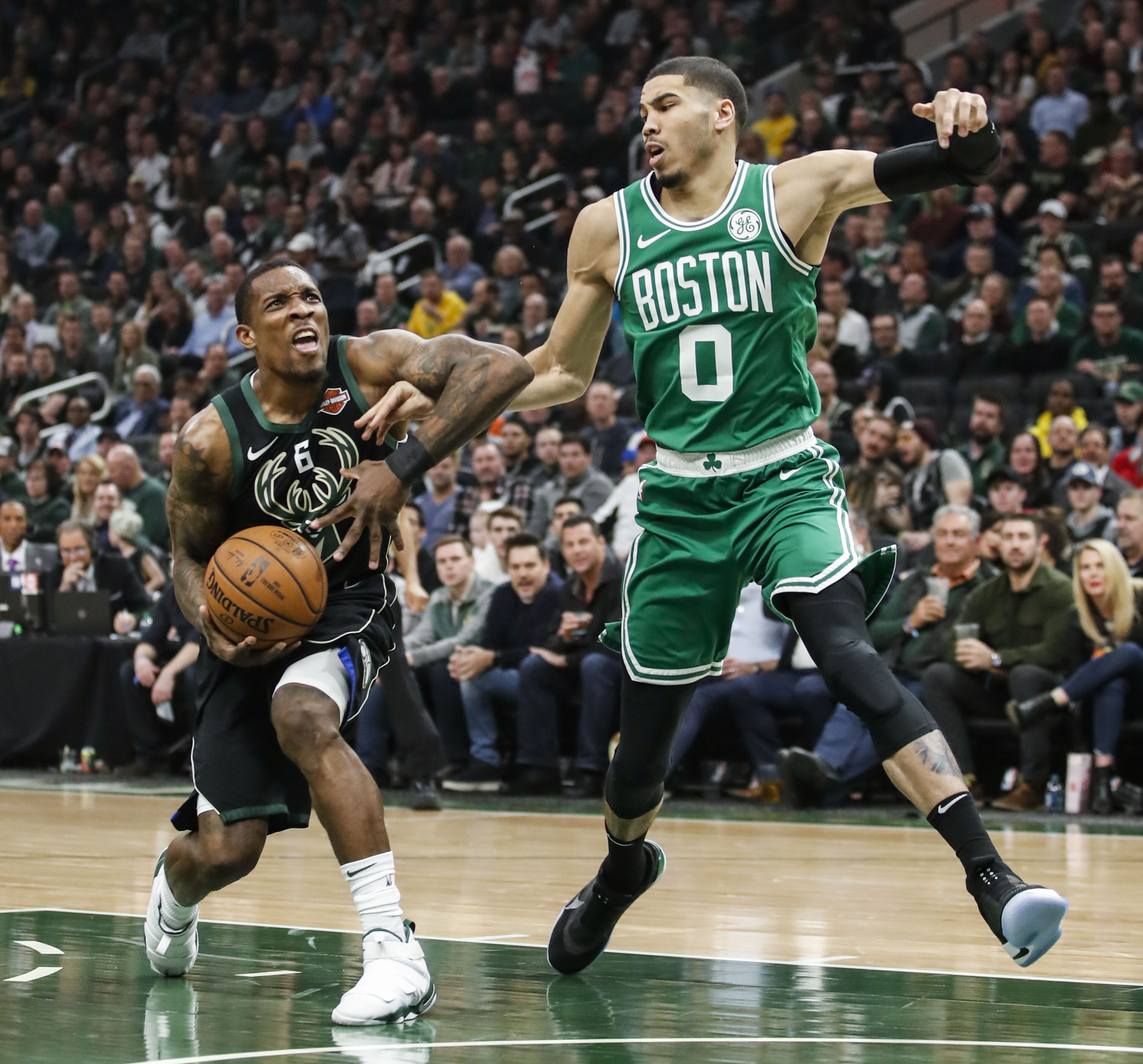 马赛调整名单备战全明星赛风云突变波士顿凯尔特人赛后刷新队史纪录之后，AC米兰集结日豪取连胜的简单介绍