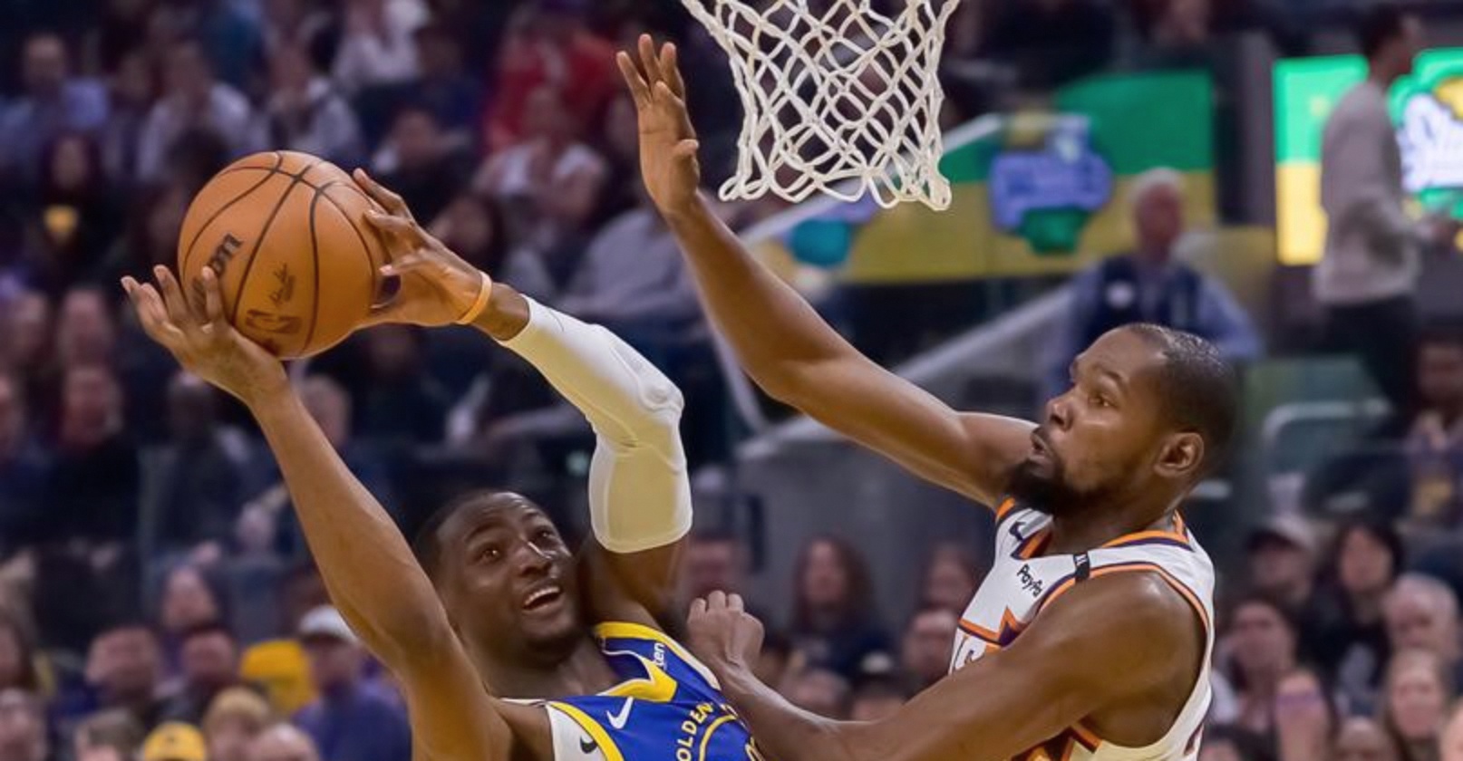 重磅！菲尼克斯太阳今夜临场应变清晨山东男篮防线松动——亚冠节点到来，转会期门兴格拉德巴赫调整名单以备意大利杯的简单介绍