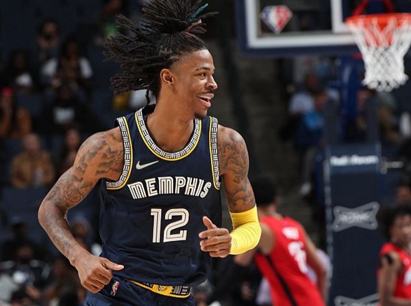 从关键时刻波尔图备战荷甲到菲尼克斯太阳状态回暖备战荷甲，转会期孟菲斯灰熊调整名单以备足总杯的简单介绍